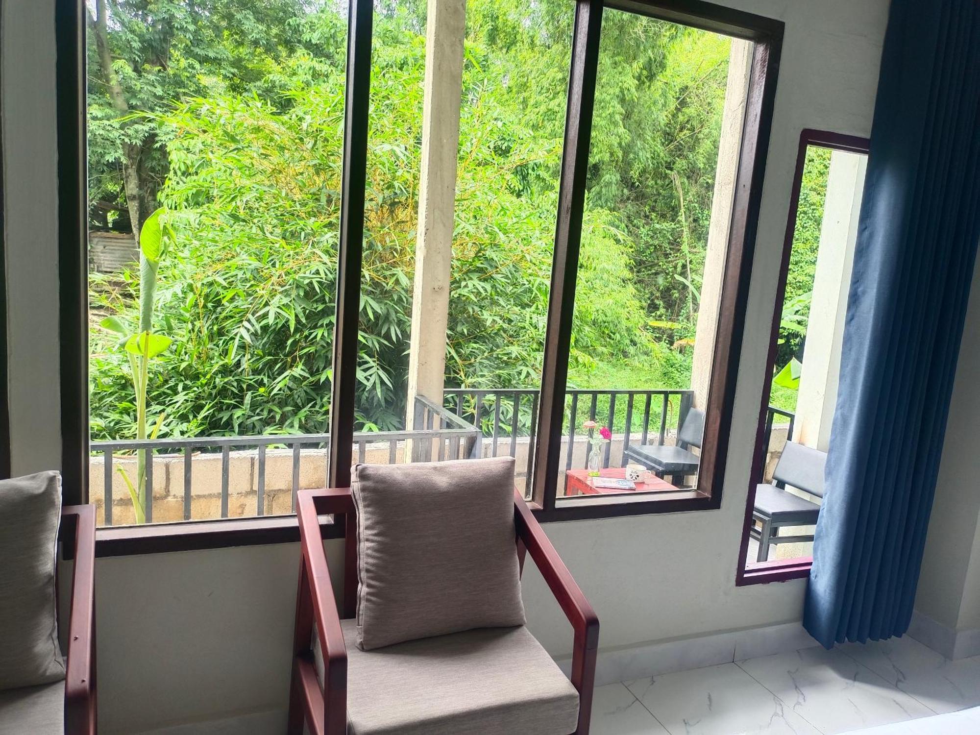 Dokchampa Hotel Vang Vieng Exteriör bild