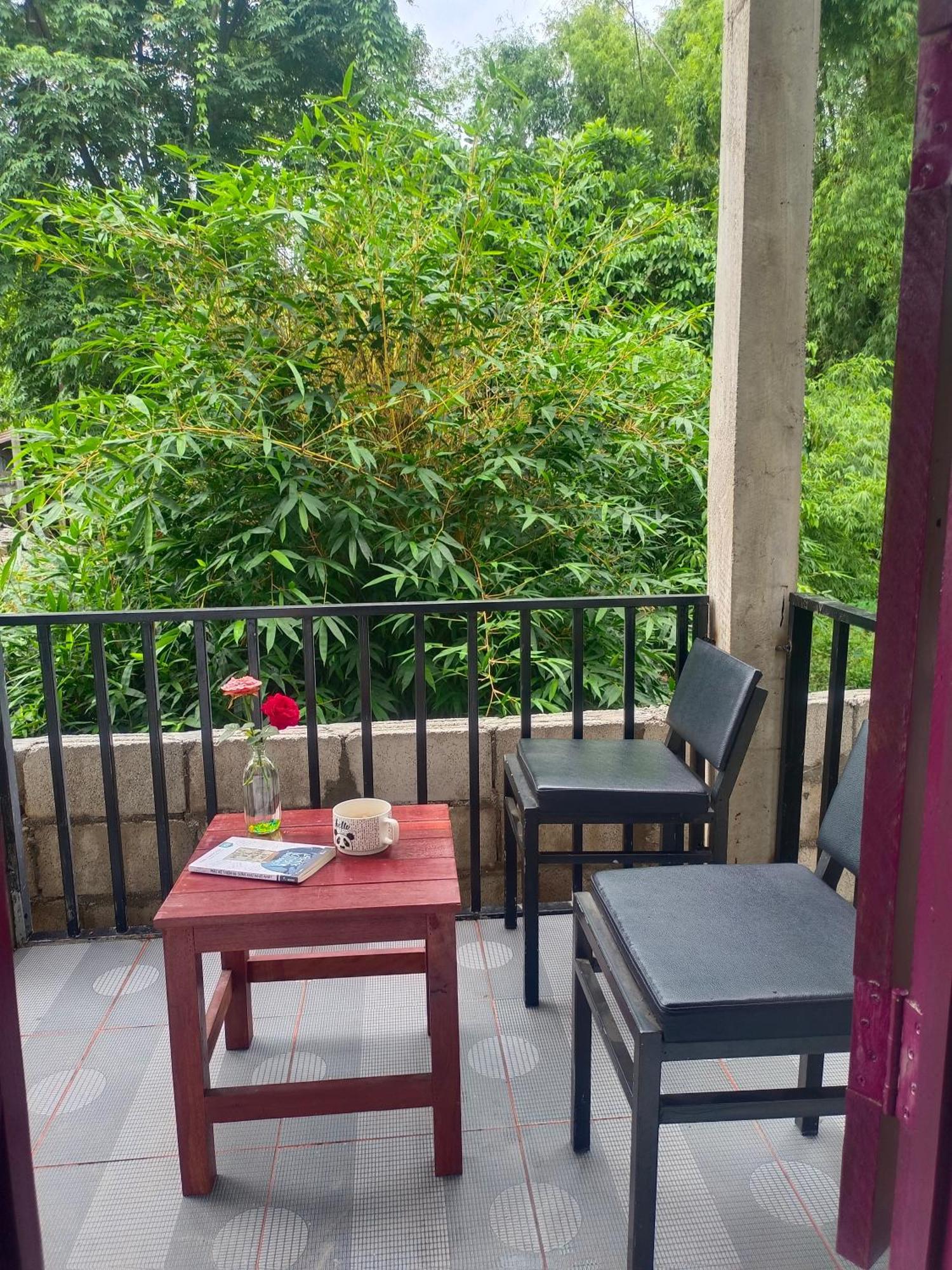 Dokchampa Hotel Vang Vieng Exteriör bild